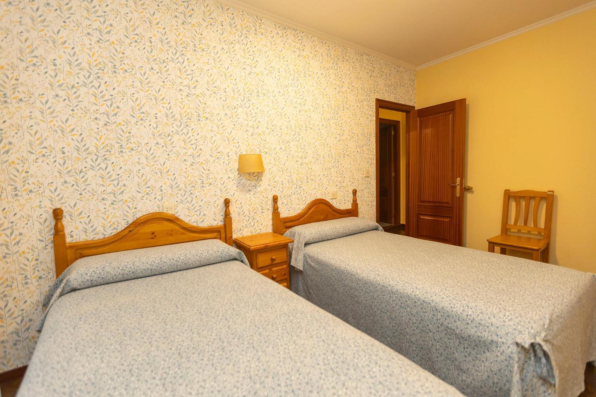 Escuder Apartamentos Turisticos Ribadeo Kültér fotó