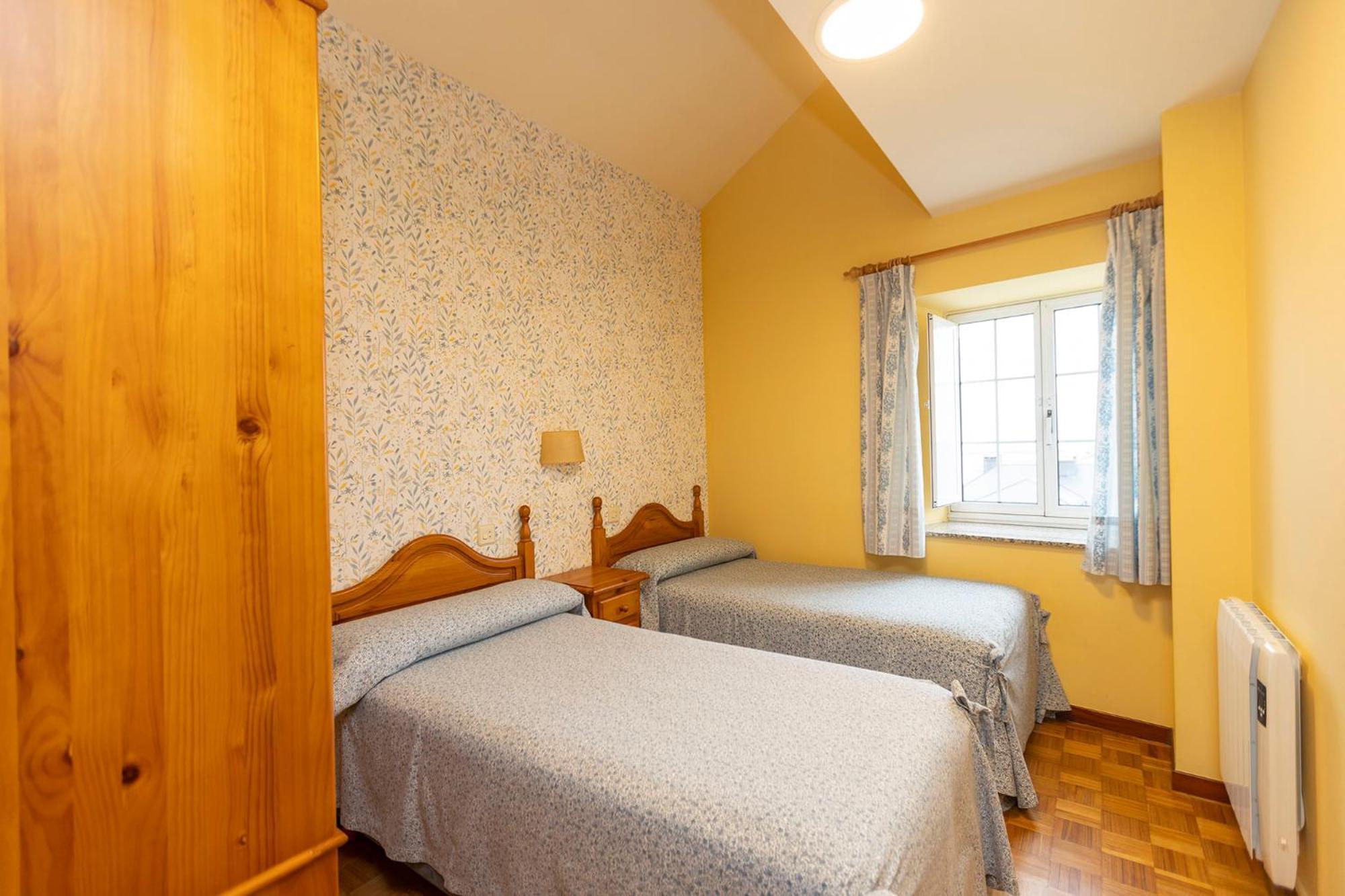 Escuder Apartamentos Turisticos Ribadeo Kültér fotó