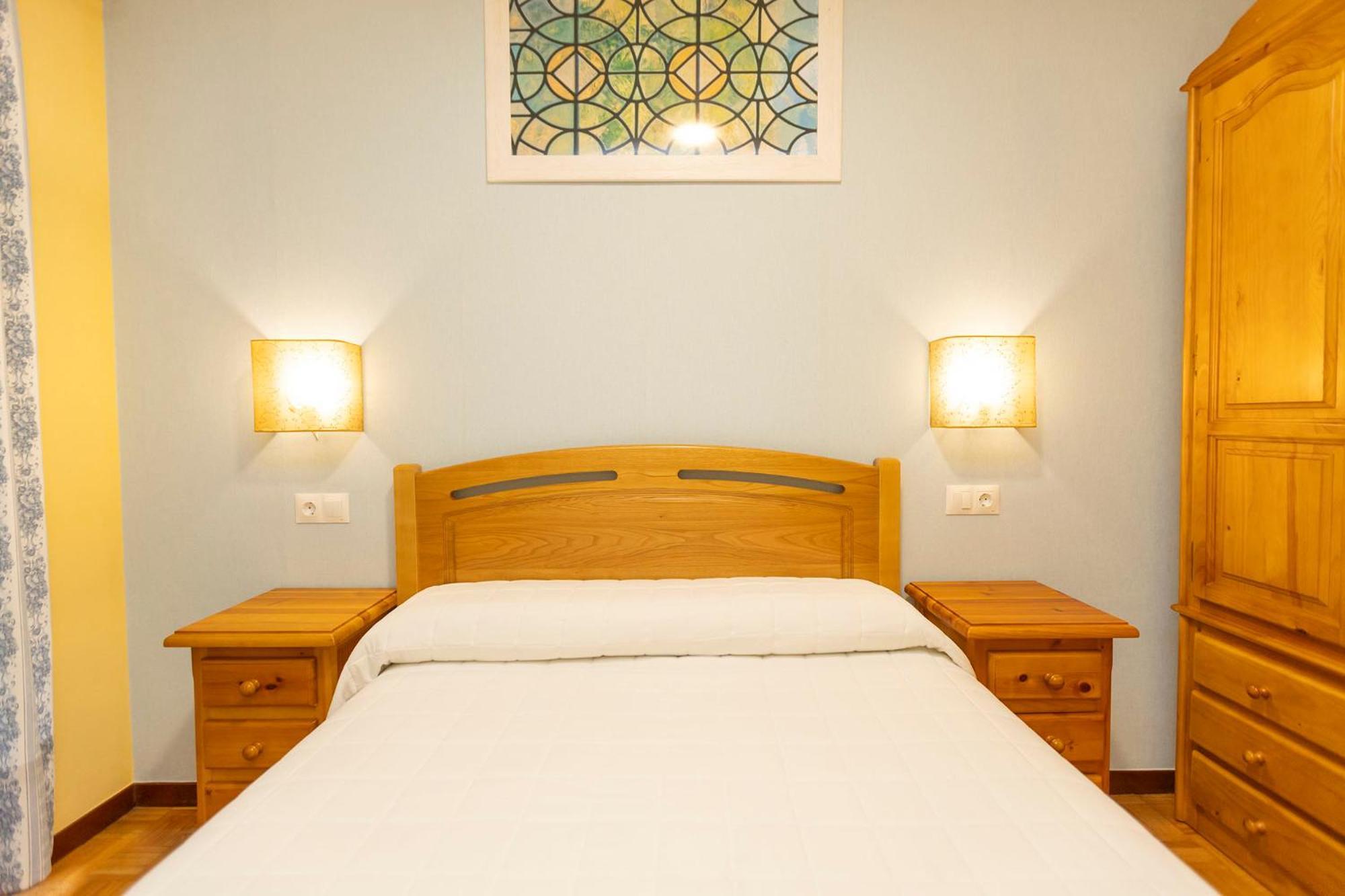 Escuder Apartamentos Turisticos Ribadeo Kültér fotó