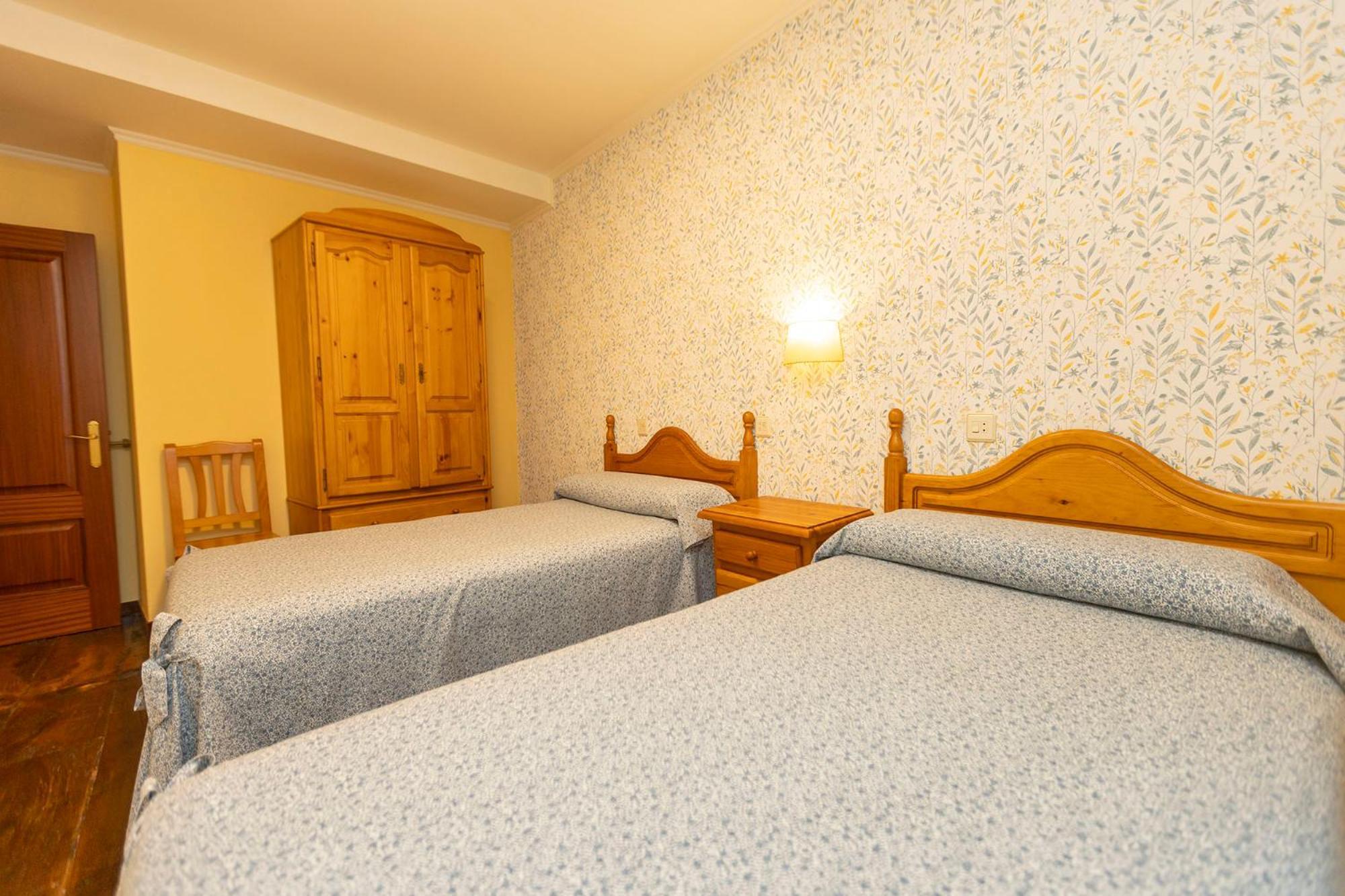 Escuder Apartamentos Turisticos Ribadeo Kültér fotó