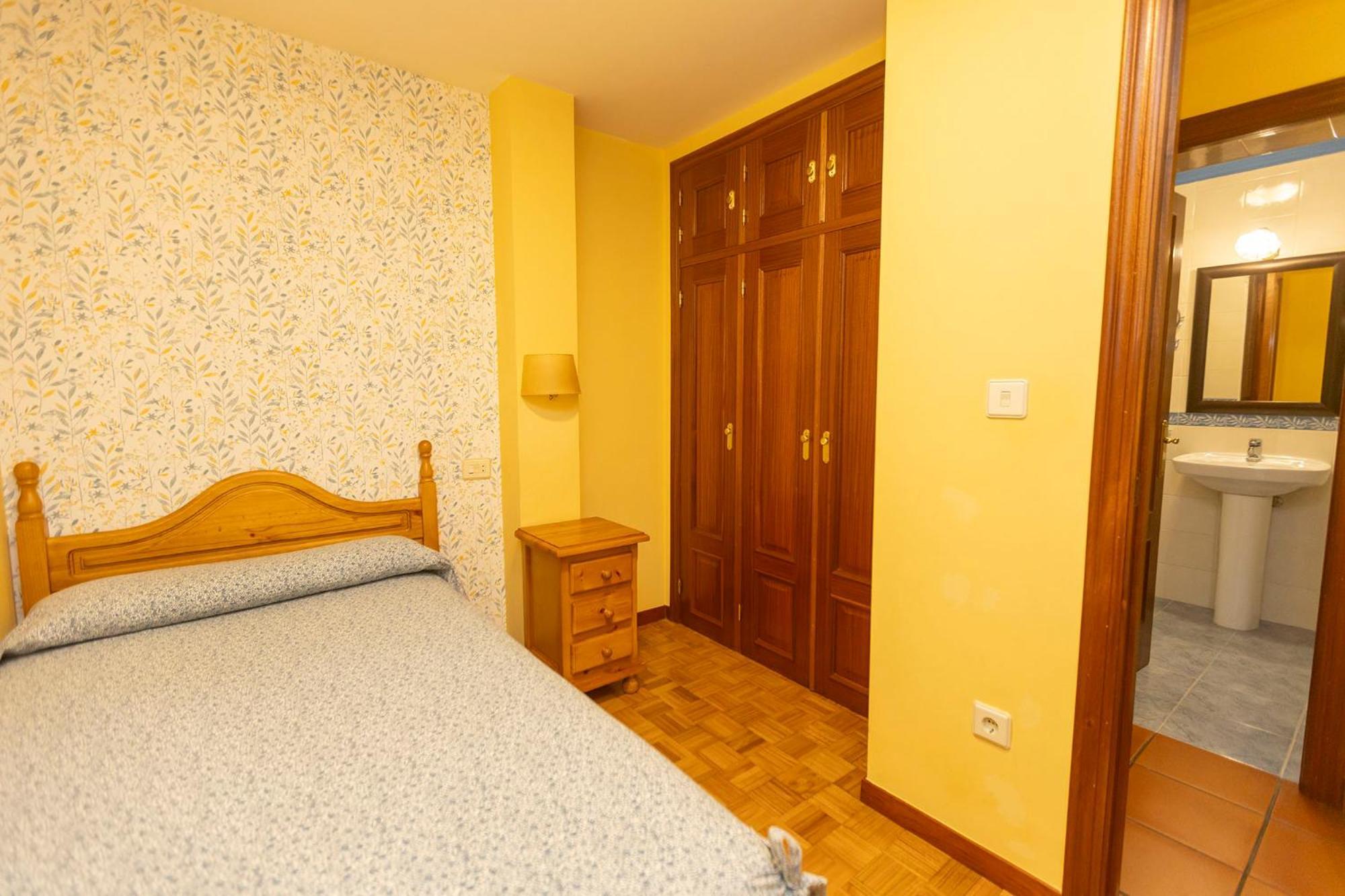 Escuder Apartamentos Turisticos Ribadeo Kültér fotó