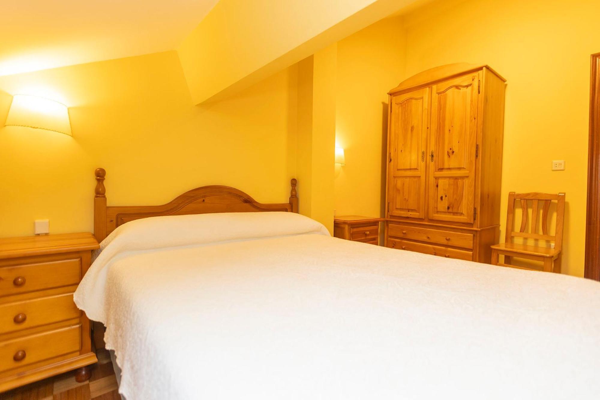 Escuder Apartamentos Turisticos Ribadeo Kültér fotó